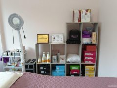 C7694南公园西路银苑小区对面临街二楼全新装修美甲美睫