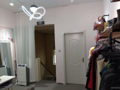 C7694南公园西路银苑小区对面临街二楼全新装修美甲美睫