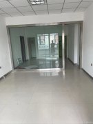 C7715昌吉净化路艺园阳光门口旺铺出租