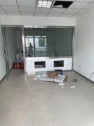 C7715昌吉净化路艺园阳光门口旺铺出租