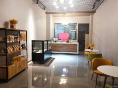 C7729昌吉世纪大道香格里拉旺铺低价1.5万转让