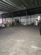 C7779位于昌吉岐峰农贸500平米库房出租