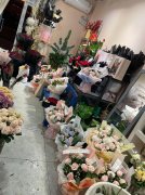 C7829开发区金山谷小区花店转让