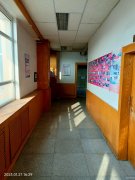 C7840位于昌吉市飞马附近临街商业街二层三层对外出租