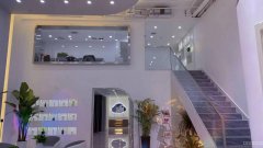 C7844长春路澳龙广场二楼可貌丽姿增发头皮管理中心转让合作