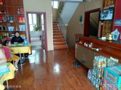 C7850位于呼图壁县卓越康城小区附近临街店面转让