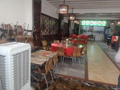 C7895火爆餐厅转让 米东区61中学斜对面美食一条街