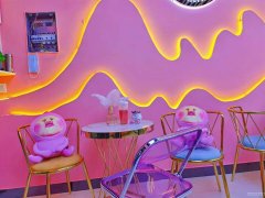 C7939位于昌吉阜康商业街临街店面空转