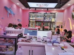 C7939位于昌吉阜康商业街临街店面空转