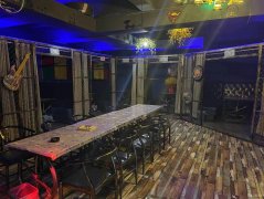 （成功案例）C7949位于昌吉江南小镇东门音乐烤吧转让