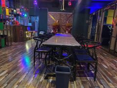 （成功案例）C7949位于昌吉江南小镇东门音乐烤吧转让