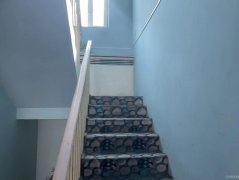 （成功案例）C7976位于昌吉文化西路八小对面126平店面空