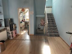 （成功案例）C7976位于昌吉文化西路八小对面126平店面空