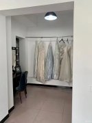 C7982位于昌吉市南五工路临街60平店面转让