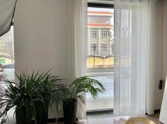 C7982位于昌吉市南五工路临街60平店面转让