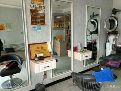 C7990位于昌吉市文化东路都市花园小区临街34平店面转让