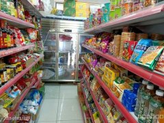 C7995位于昌吉市滨河北路嘉兴小区临街40平店面转让