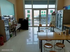 C8007位于昌吉市石河子西路嘉顺小区临街70平店面转让