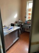 C8009位于昌吉红旗路环宇世纪城60平卤店转让