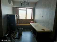 C8023位于昌吉市长宁南路领创大厦八楼内192平美容会所转