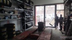 C8026新天润220平轮胎修理店转让