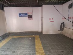 C8027位于阜康市瑶池明珠西门附近65平店面转让