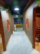 C8038位于奇台县蒲京丽苑小区临街310平店面转让