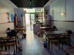 C8044位于昌吉市特变世纪广场南门临街50平店面转让