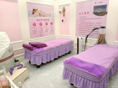 C8084位于奇台县东关街附近临街2600平店面转让