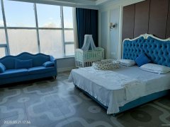 C8084位于奇台县东关街附近临街2600平店面转让