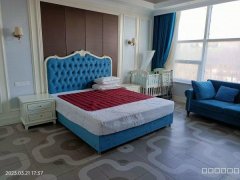 C8084位于奇台县东关街附近临街2600平店面转让