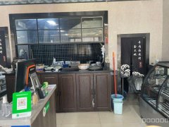 C8095头屯河工业园美食街105平餐厅转让