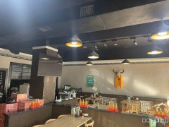 C8095头屯河工业园美食街105平餐厅转让