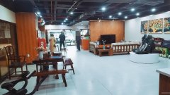 C8100跃进街阳光雅居750平大型汽车会所转让 可承包