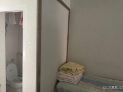 C8107位于昌吉世纪花园门口旁57平旺铺空转