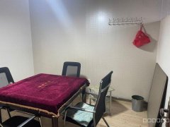 C8120位于昌吉世纪花园126平棋牌室转让