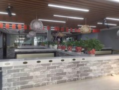 C8155位于奇台县蒲京丽苑小区附近临街260平店面转让