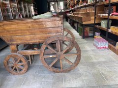 C8166位于石河子路玫瑰园旁水果便利店转让