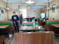 C8227位于阜康市瑶池明珠北门临街80平店面转让