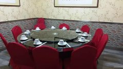 C8228营业中精装修180平餐厅转让