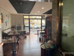 C8246位于乌市卡子湾二钢农贸市场对面盈科梧桐山畔门面转让