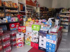 C8250位于昌吉市青年北路万博学府附近临街43平店面转让