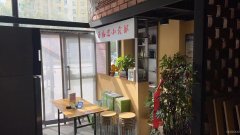 C8270位于昌吉市健康东路海棠小镇一期临街店面转让