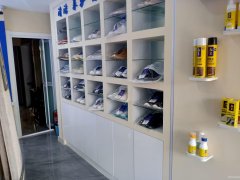 C8272位于昌吉市文化西路临街53平品牌加盟翰皇干洗店转让