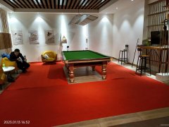 C8273位于昌吉市北京南路华东步行街附近二楼店面转让