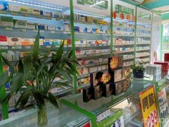 C8286位于昌吉市延安南路养路段小区临街100平店面出租