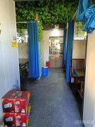 C8308位于吉木萨尔县老客运站附近临街105平店面转让