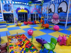 C8329位于五家渠市青湖铭城附近临街230平店面转让