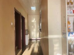 C8335位于昌吉吉祥花园西门南侧96平餐饮店转让