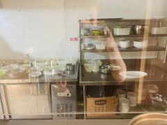 C8335位于昌吉吉祥花园西门南侧96平餐饮店转让